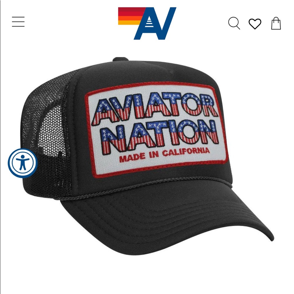 User trucker hat
